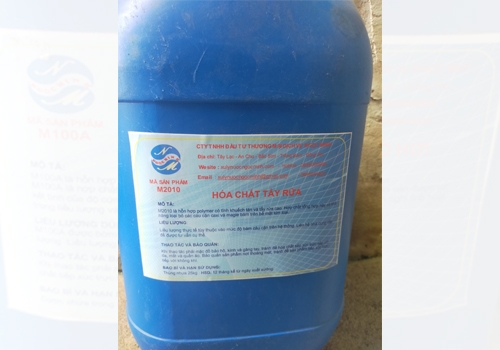 HÓA CHẤT TẨY RỬA CÁU CẶN M2010