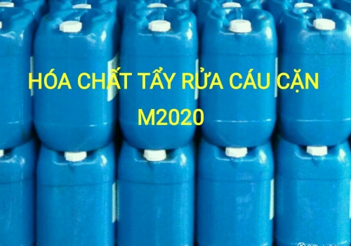 HÓA CHẤT TẨY RỬA CÁU CẶN M2020